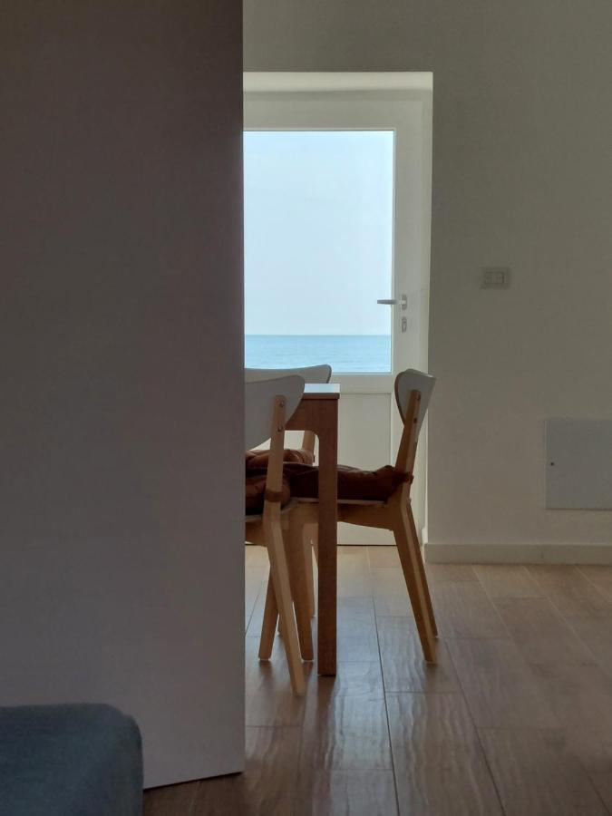 1820 Mare Apartment Molfetta Bagian luar foto