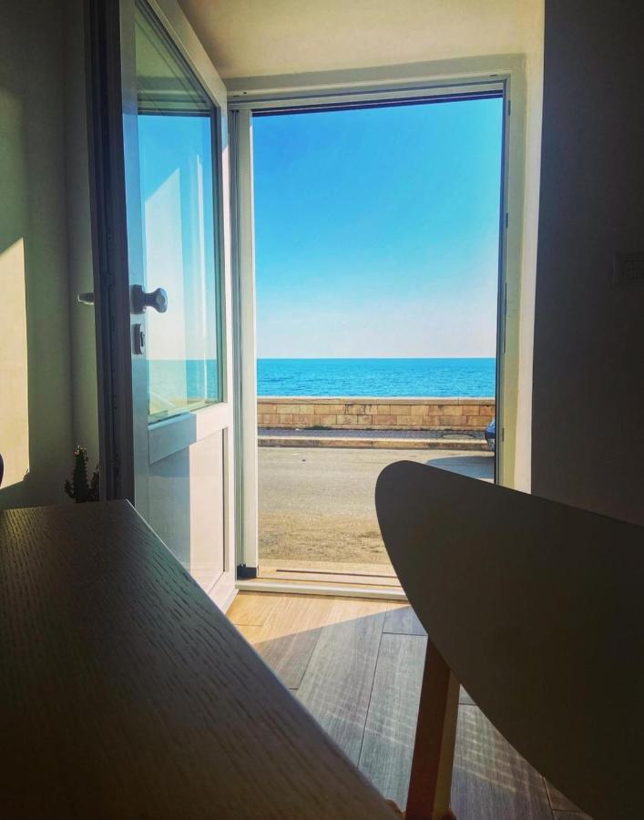 1820 Mare Apartment Molfetta Bagian luar foto
