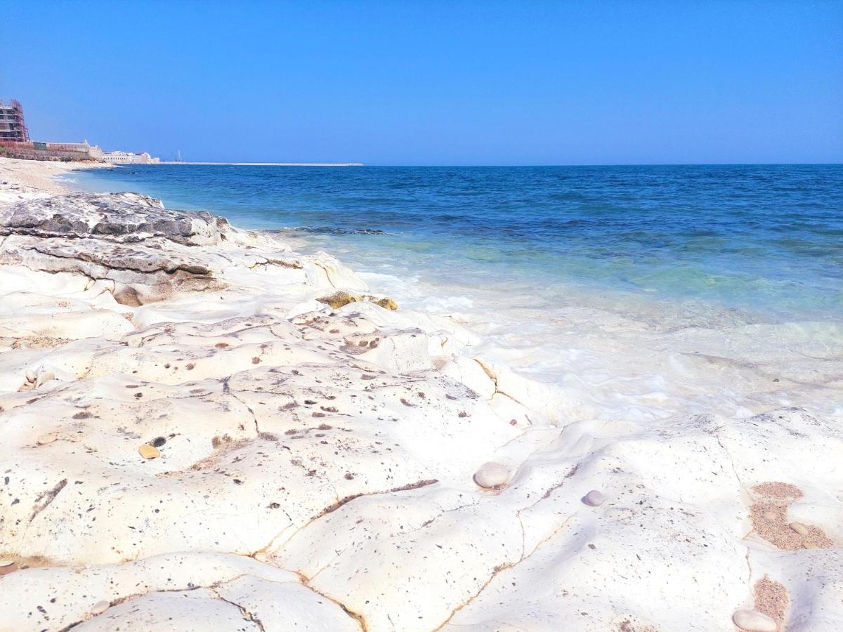 1820 Mare Apartment Molfetta Bagian luar foto