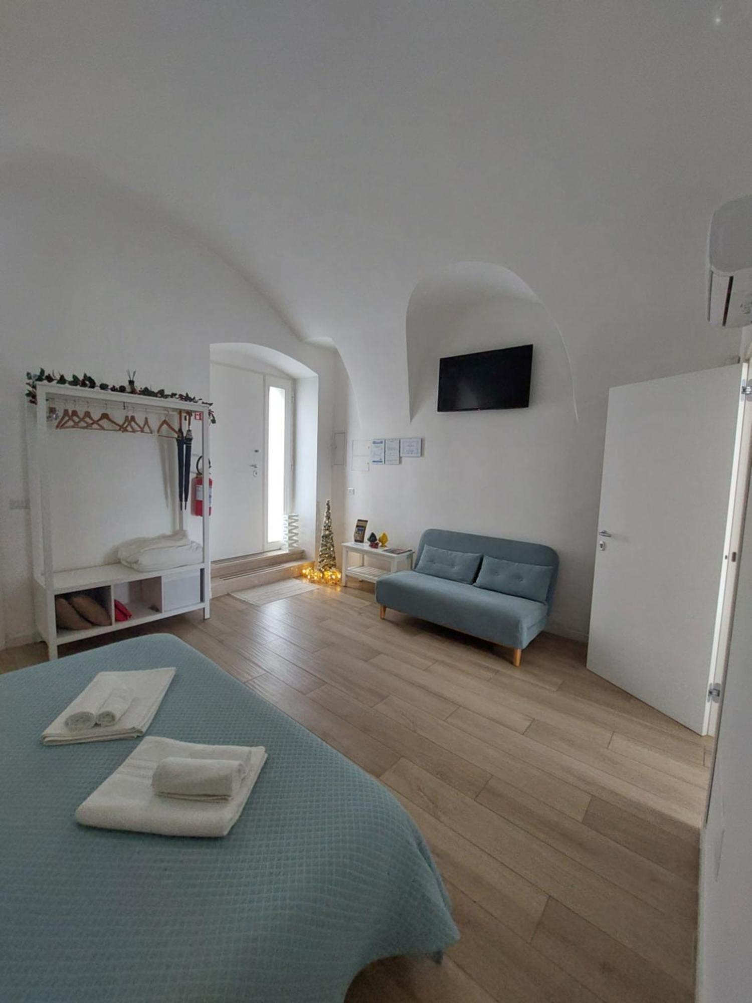 1820 Mare Apartment Molfetta Bagian luar foto
