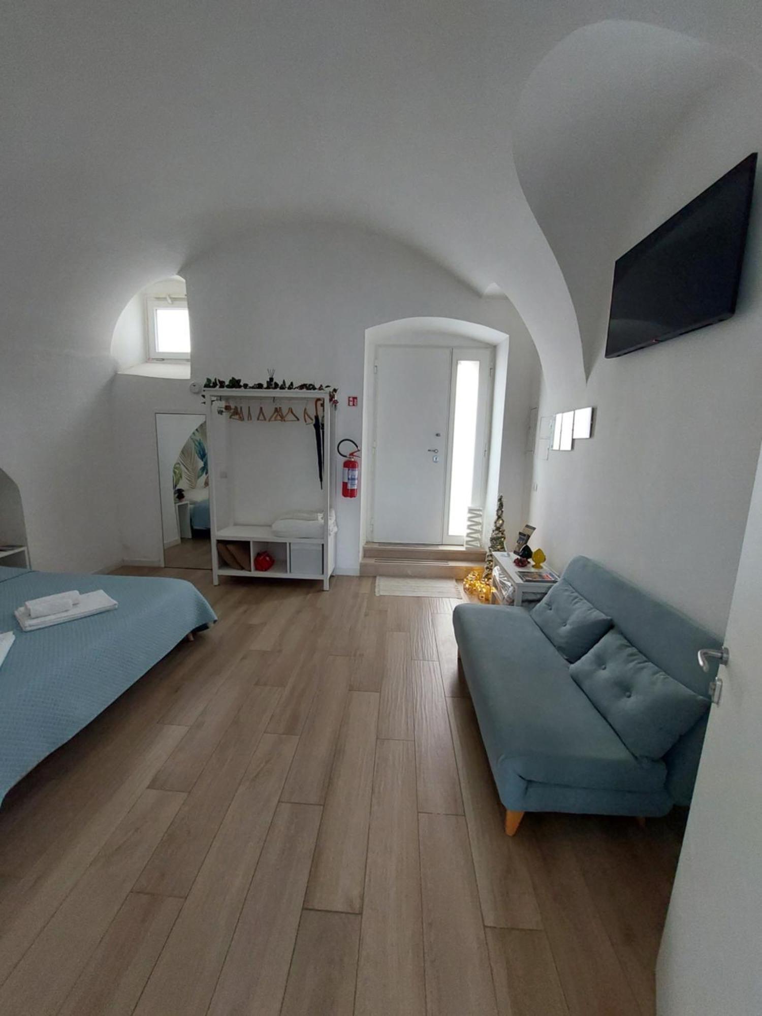 1820 Mare Apartment Molfetta Bagian luar foto